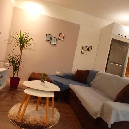 Tirana Apartment Garda Εξωτερικό φωτογραφία