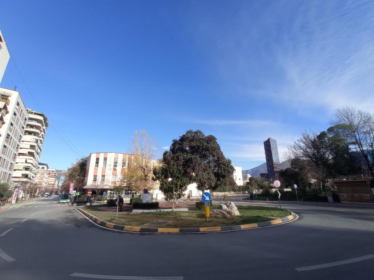 Tirana Apartment Garda Εξωτερικό φωτογραφία